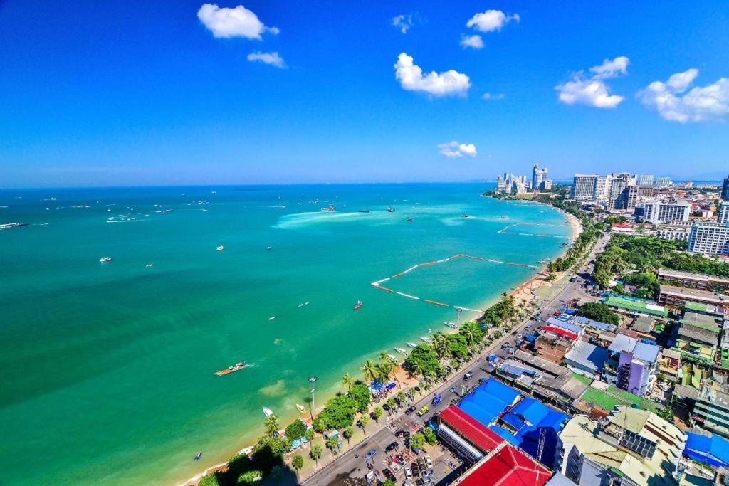 The Green View Pattaya Buitenkant foto